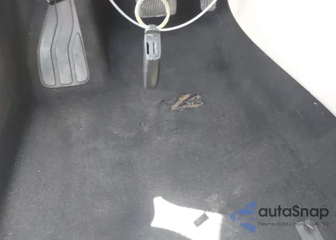 2015 Chrysler 200 Limited z USA, uszkodzony, nr VIN 1C3CCCAB9FN674850